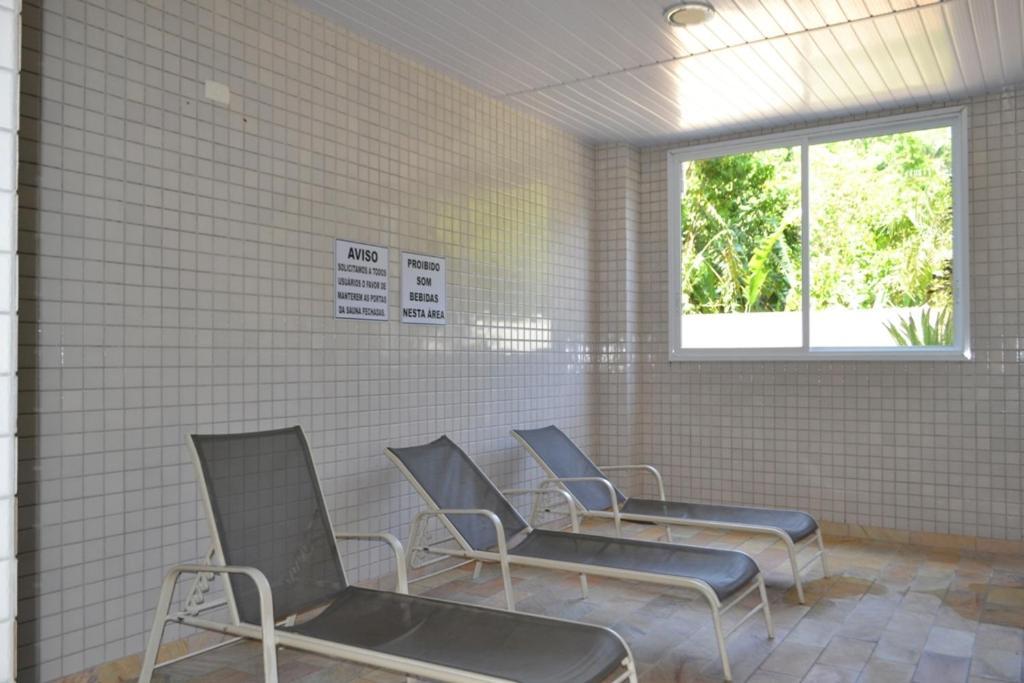 Aluga-se Apto 2 Quartos, sendo 1 suíte, 3 Ar cond. Mobília completa - Praia Grande Ubatuba/SP Exterior foto